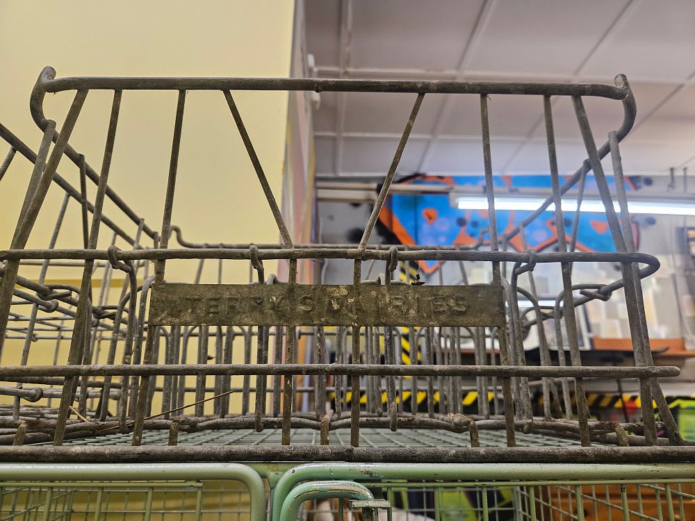 Lot 215 – A Vintage Terry’s Dairies Galvanised Wire Milk Crate