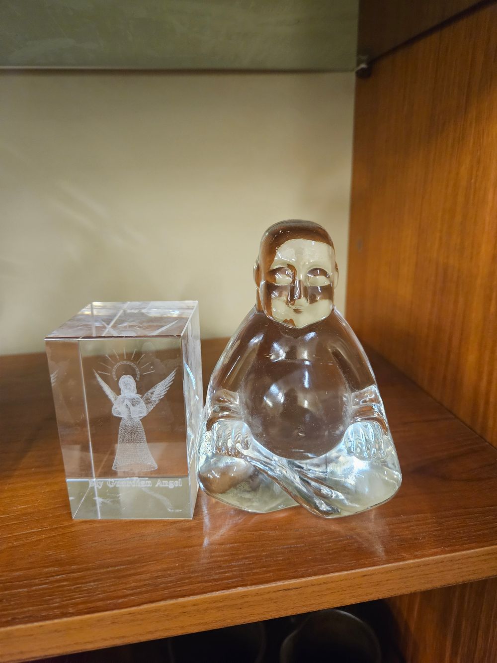 Lot 174 – Two Contemporary Clear Glass Decorative Objects