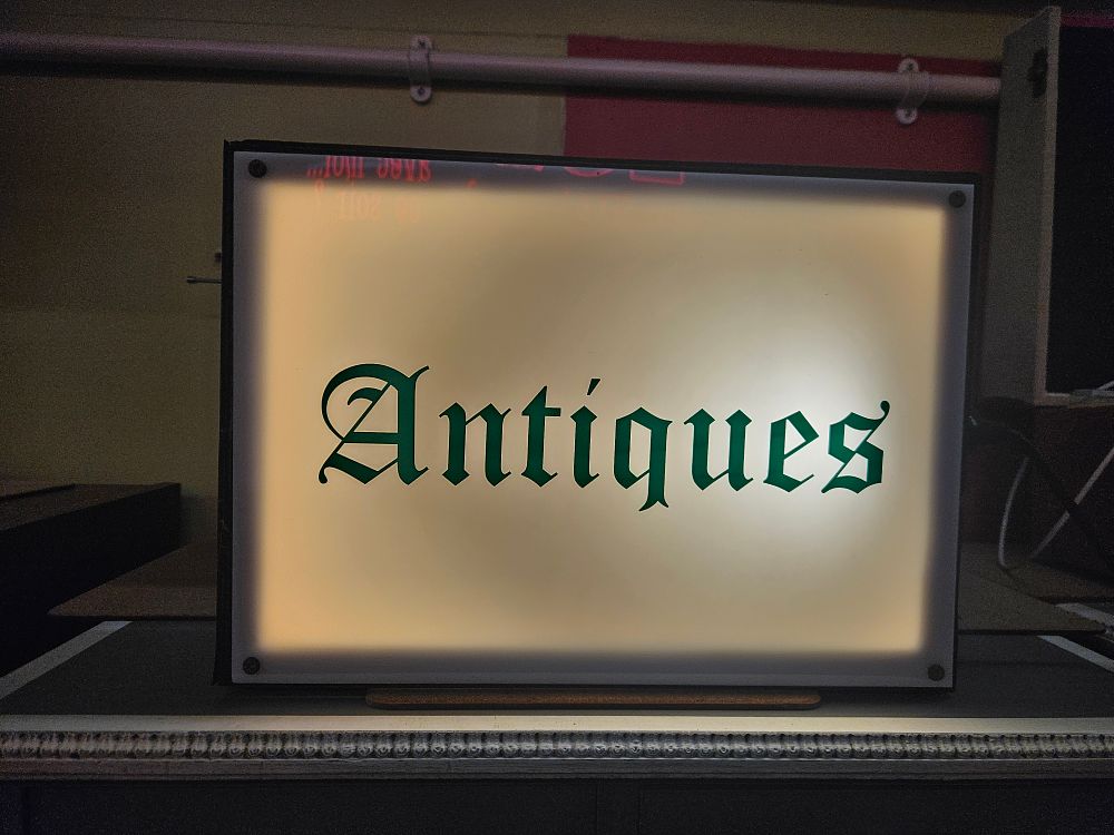 Lot 188 – Contemporary Illuminated Tabletop Antiques Sign