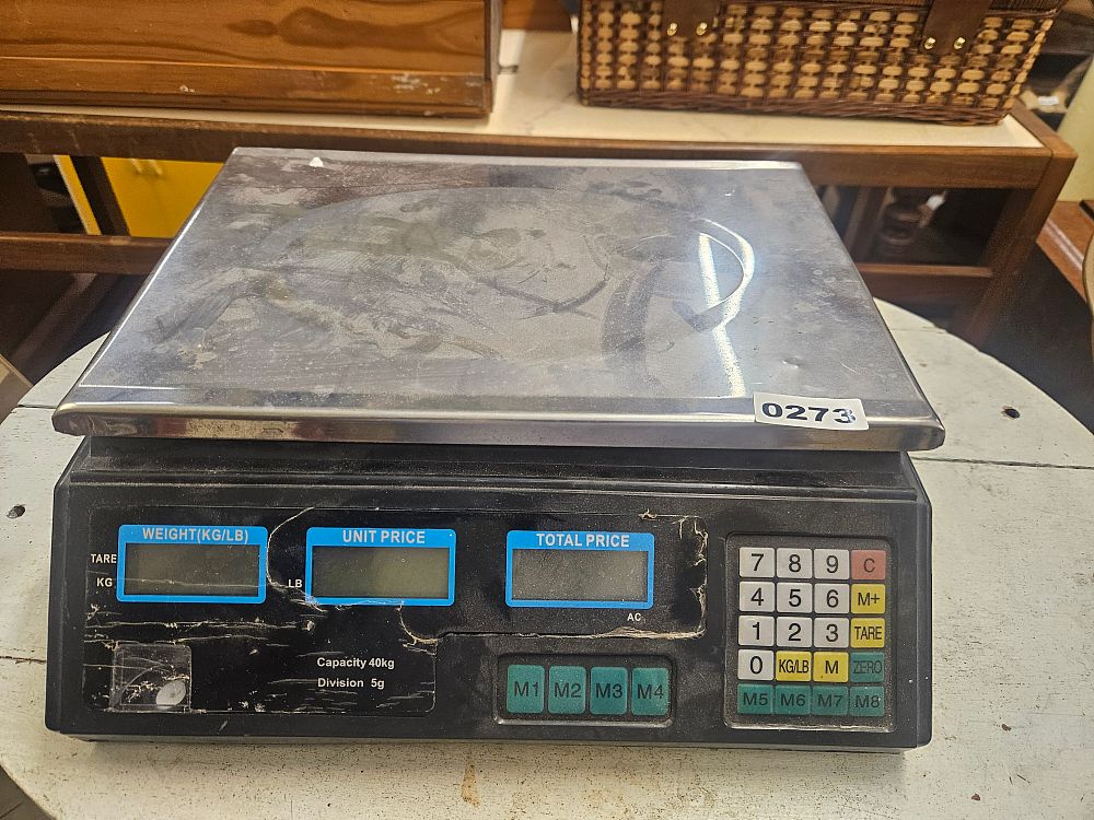 Lot 273 – Digital Commercial Price Computing Scale, 40kg Capacity