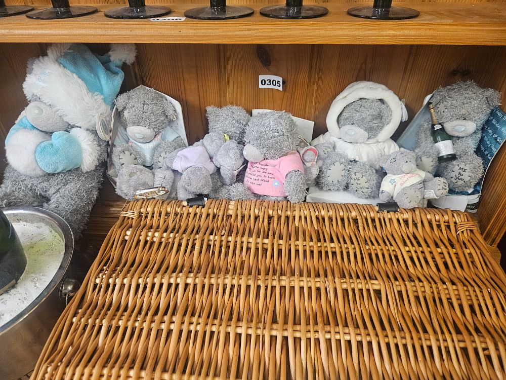 Lot 305 – A Collection of Me to You Tatty Teddy Plush Bears by Carte Blanche Greetings Ltd