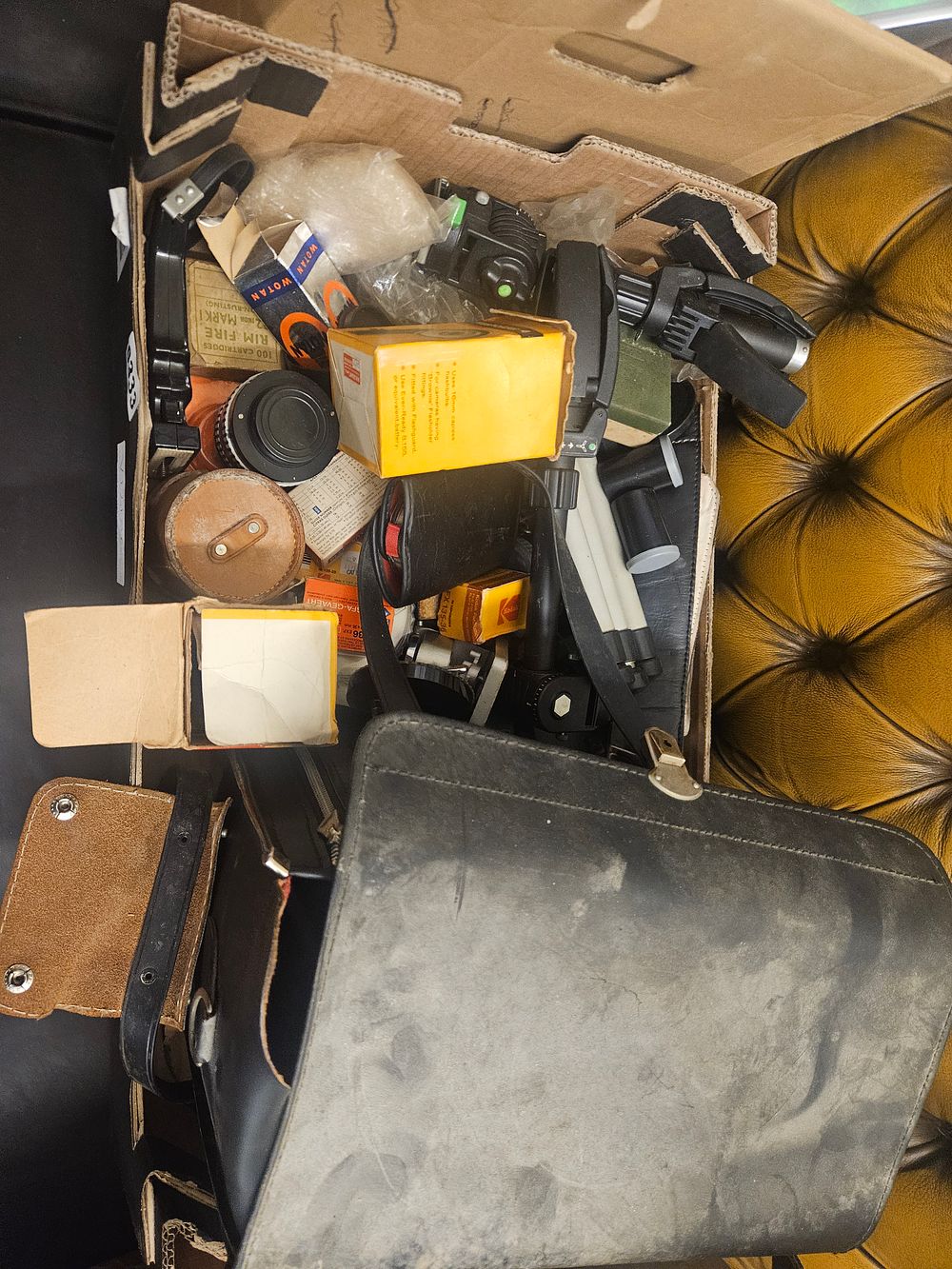 Lot 333 – An Assortment of Vintage Photographic Equipment, Accessories, and Ephemera including Kodak and Wotan Items