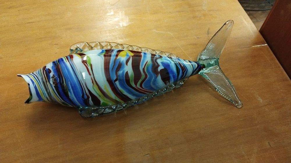 Lot 154 – A Mid-20th Century Murano Style Art Glass Fish Figurine