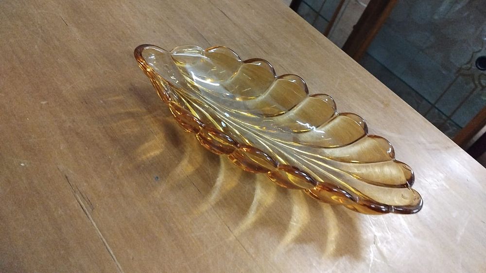 Lot 190 – Mid-20th Century Amber Pressed Glass Leaf-Form Dish