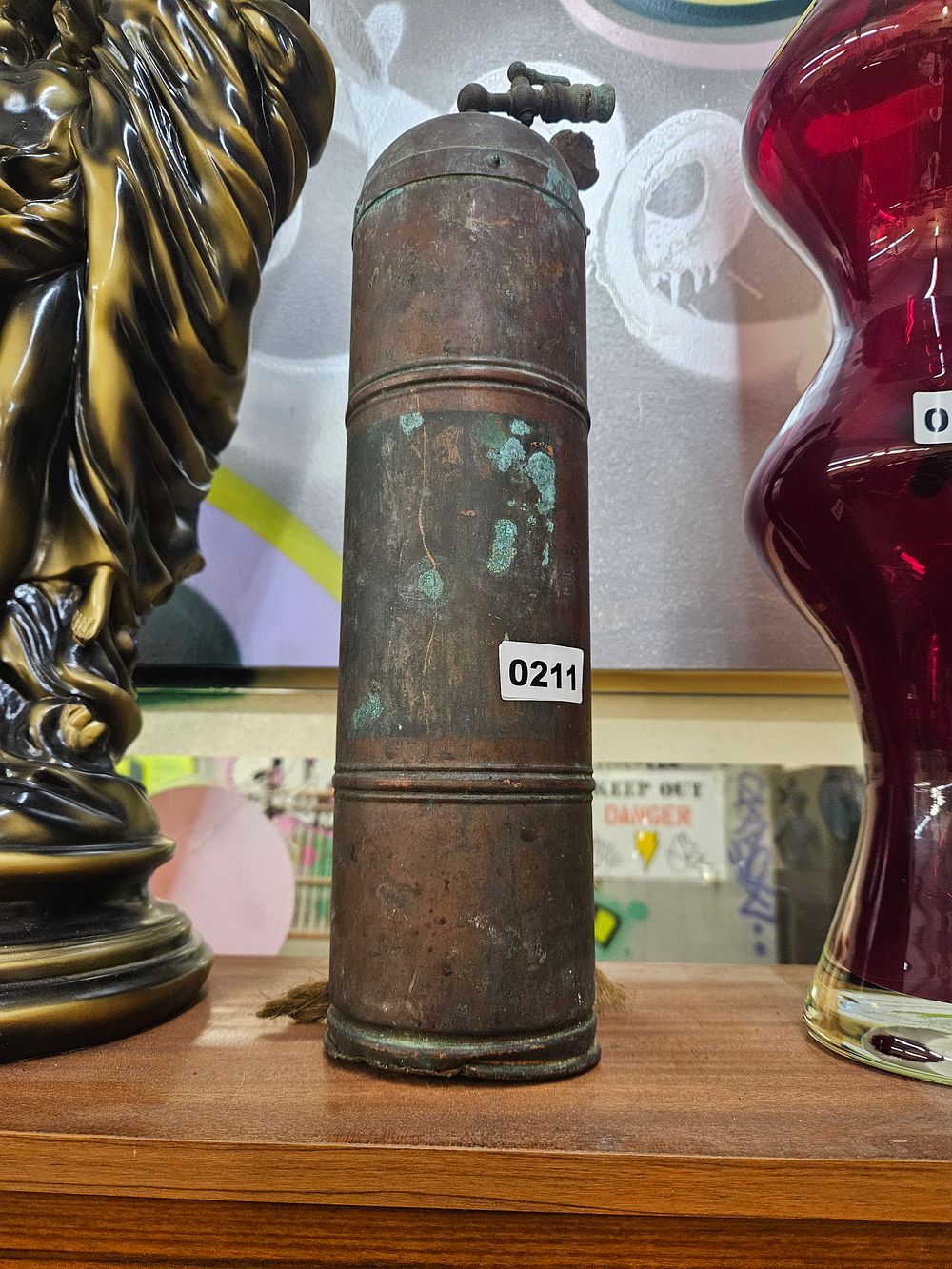 Lot 211 – Vintage Copper and Brass Hand-Held Fire Extinguisher