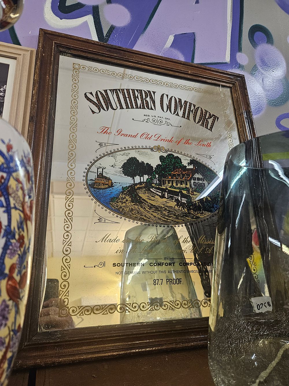 Lot 216 – Vintage Southern Comfort Advertising Bar Mirror