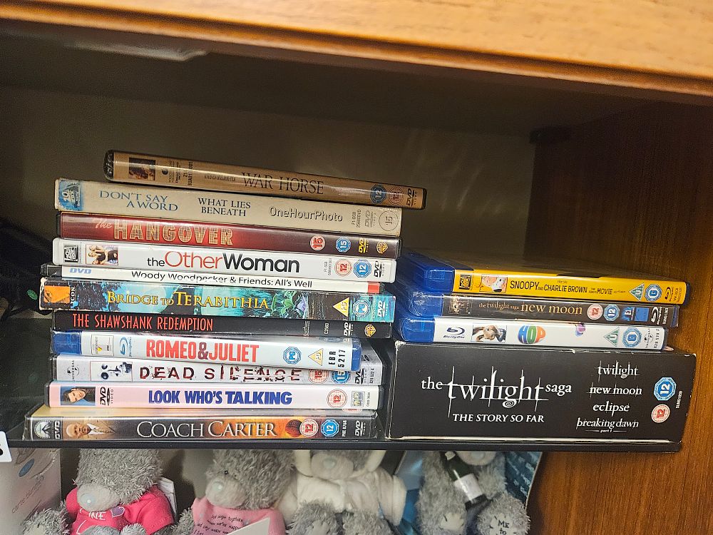 Lot 246 – A Collection of Fourteen Assorted DVD and Blu-ray Movie Titles including Box Sets