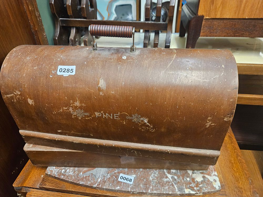 Lot 285 – A Vintage Pine Sewing Machine Company Bentwood Carrying Case