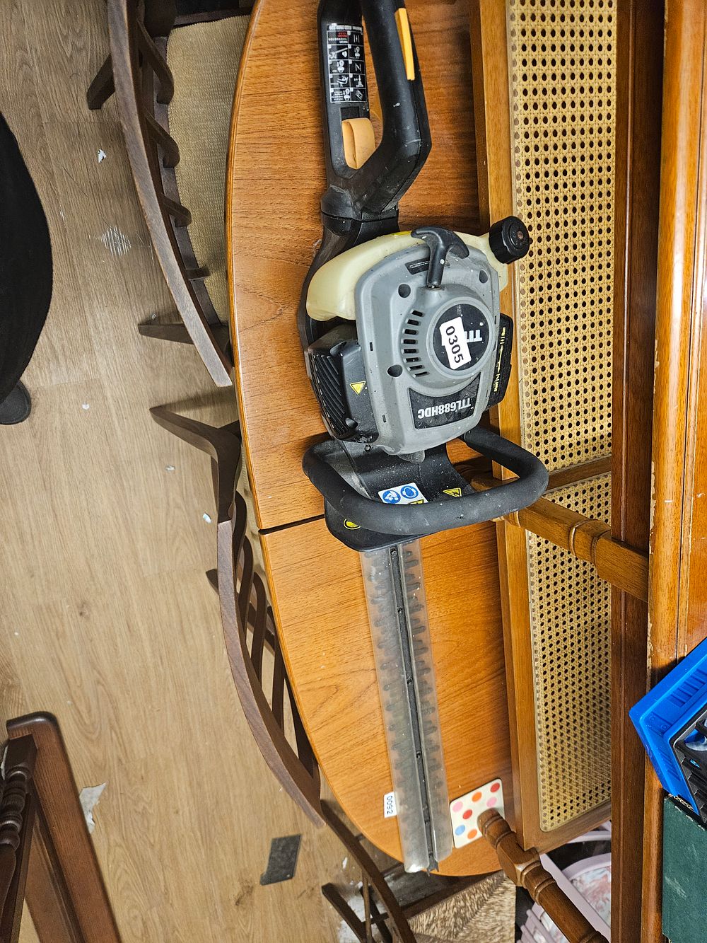 Lot 305 – A Titan TTL688HDC Petrol Hedge Trimmer