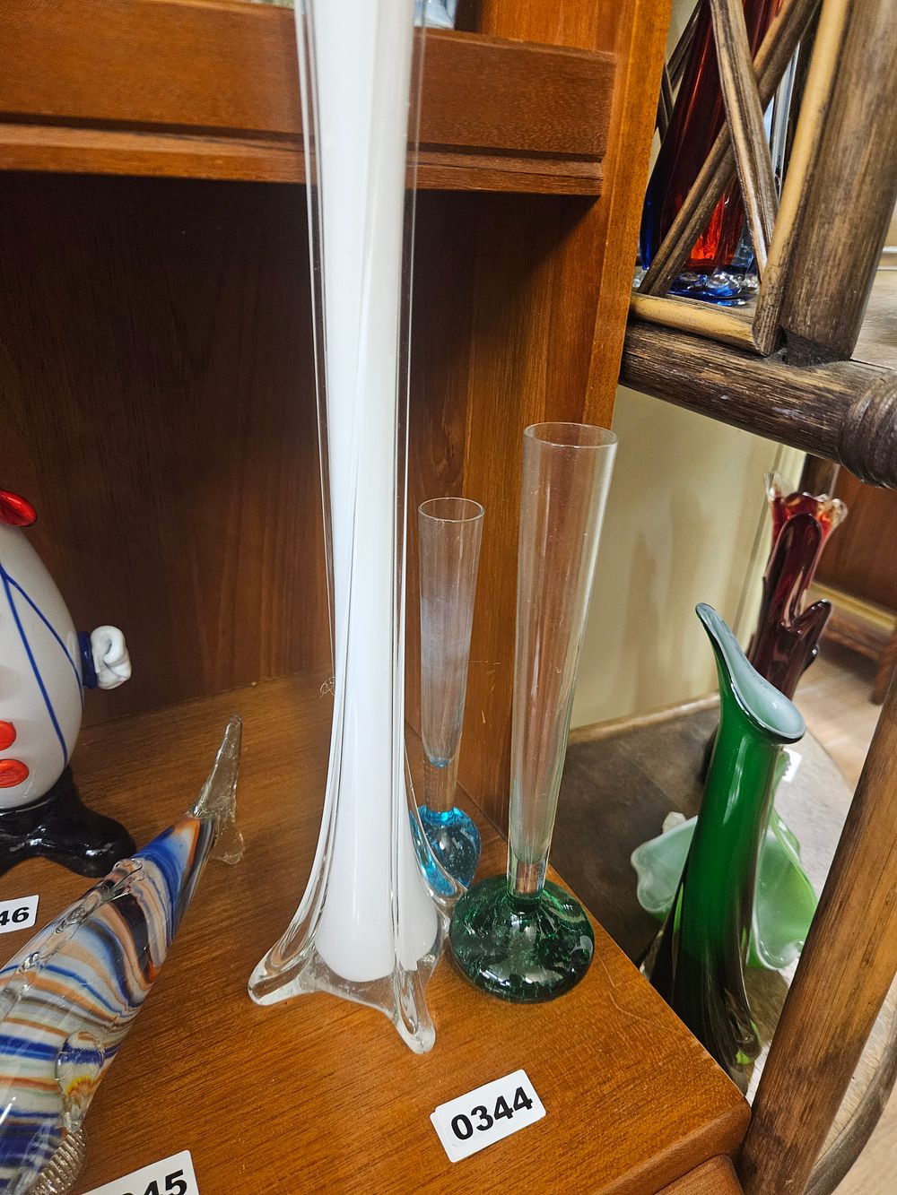 Lot 344 – An Assortment of Mid-Century Style Decorative Art Glass including a Tall White Swung Vase
