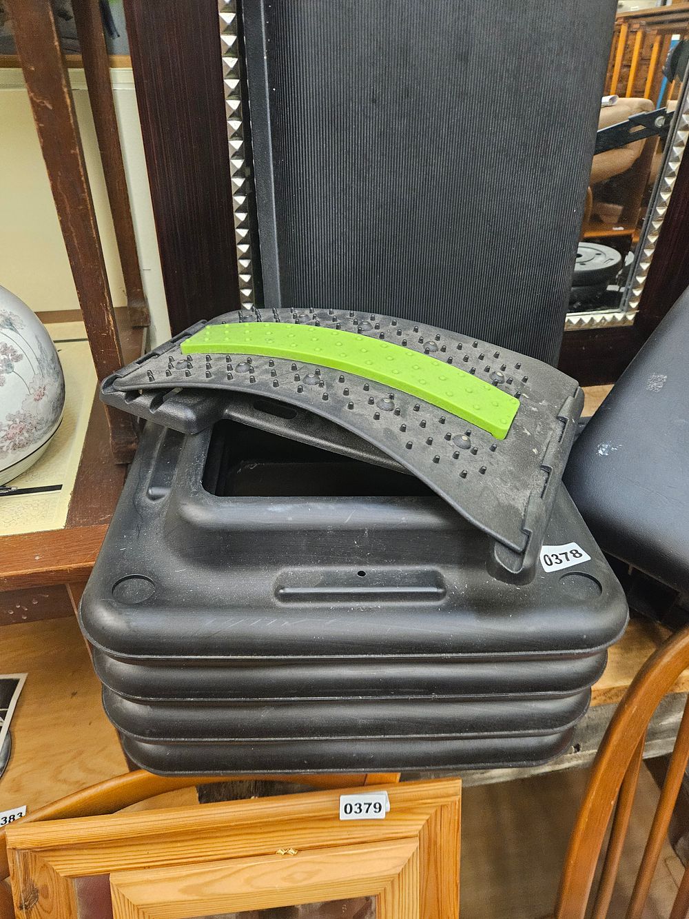 Lot 378 – A Collection of Fitness and Wellness Equipment