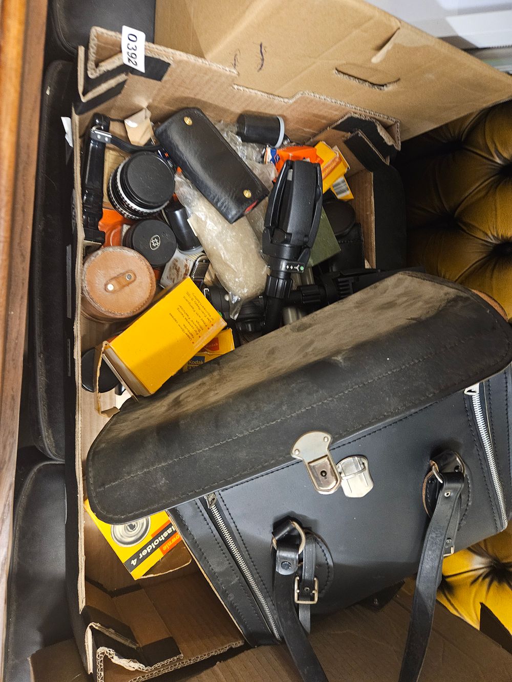 Lot 392 – An Assortment of Vintage Photographic Equipment and Accessories including Kodak Items