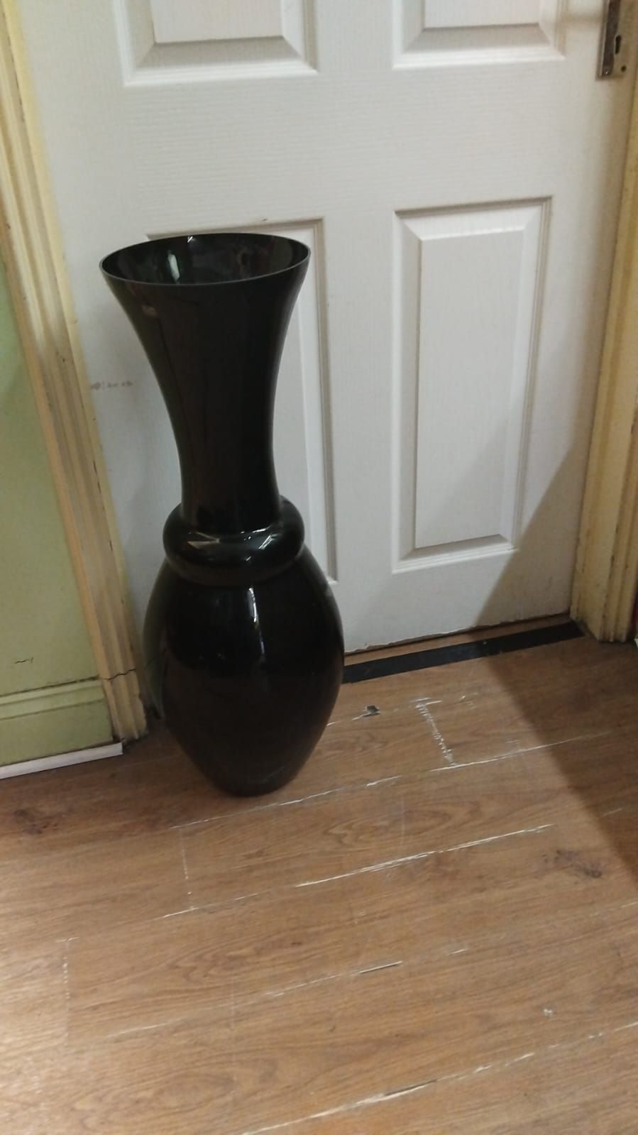 Lot 296 – Large contemporary ebony glass floor vase