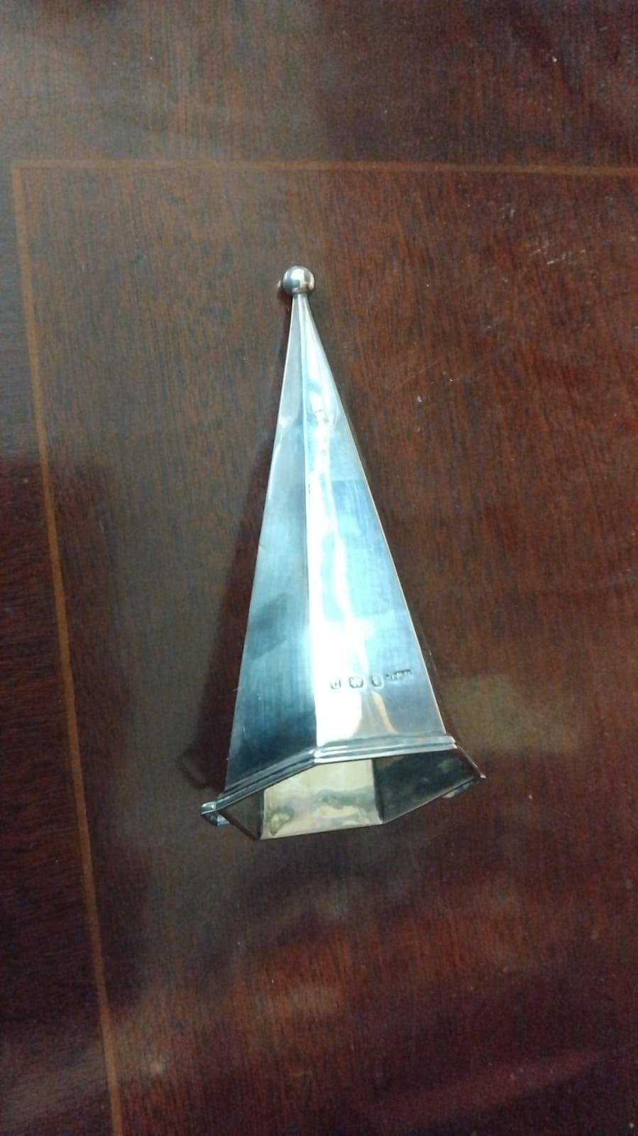 Lot 320 – A George V Sterling Silver Hexagonal vase?