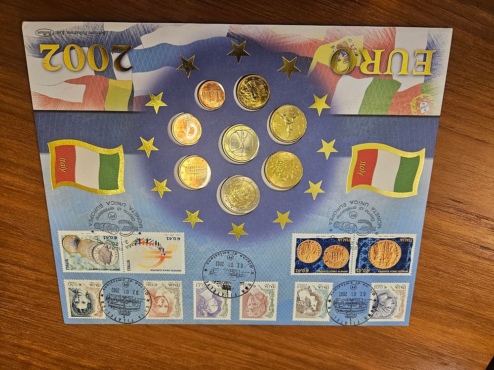 Lot 237 – IT 2002 8-Coin Euro and Stamp Presentation Set, Base Metal
