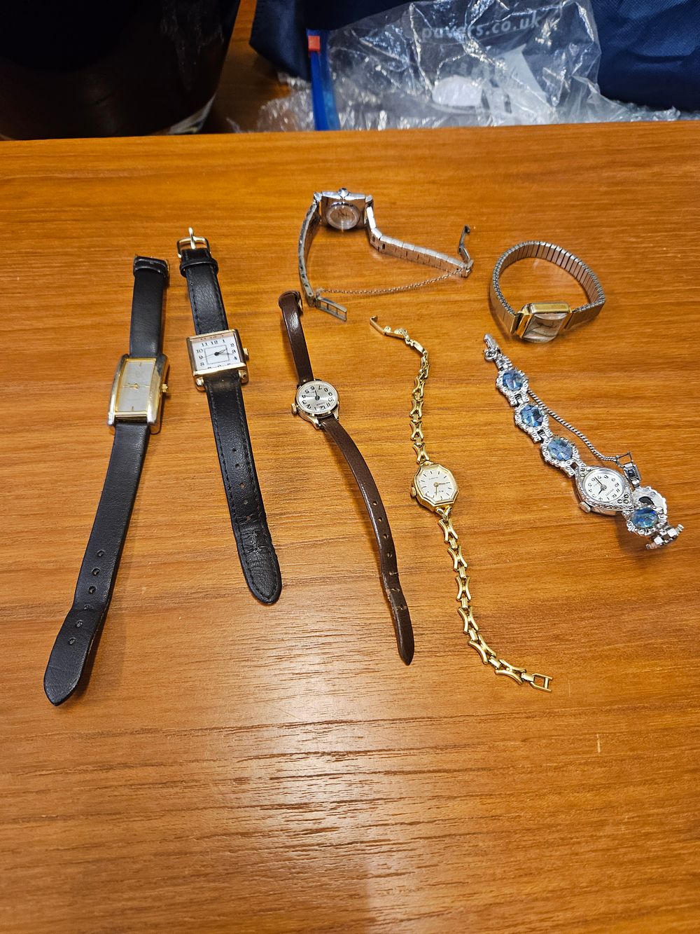 Lot 256 – A Collection of Vintage Ladies’ Wristwatches