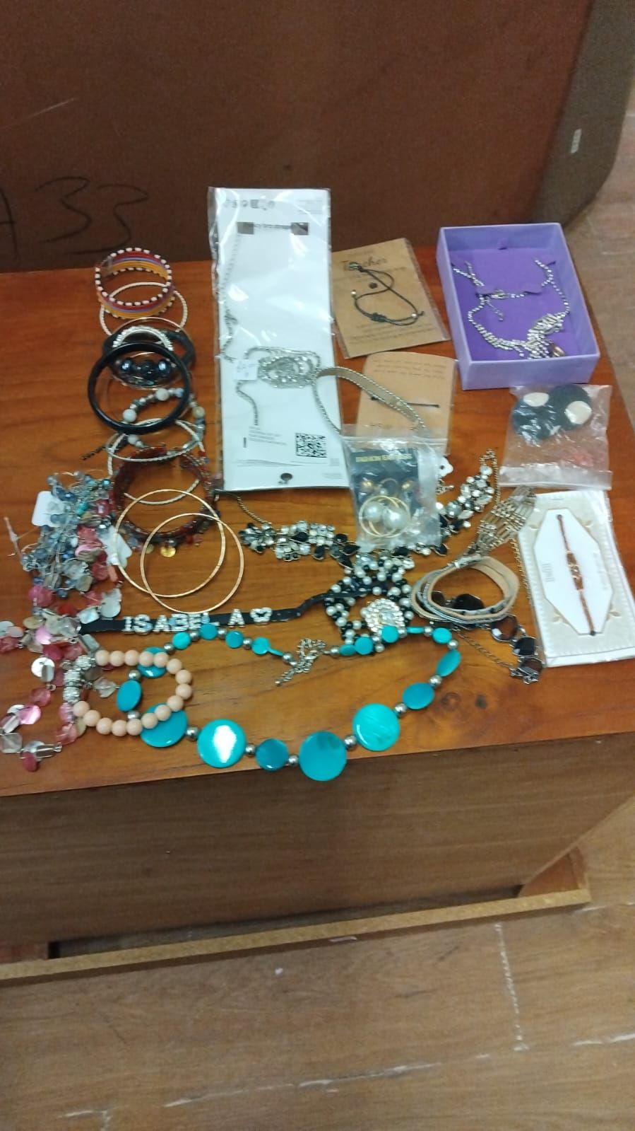 Lot 278 – A Collection of Contemporary Costume Jewellery and Accessories
