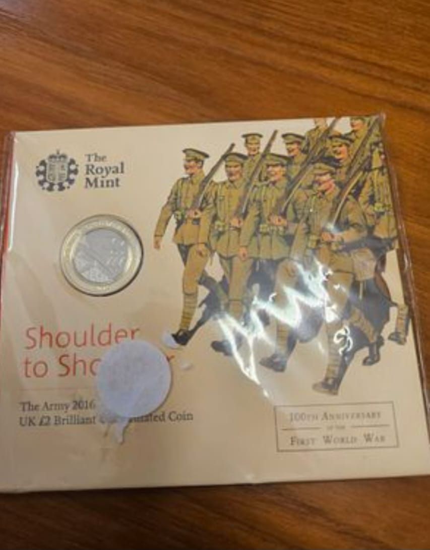 Lot 184 – 2016 UK The Army First World War Two Pound Brilliant Uncirculated Coin