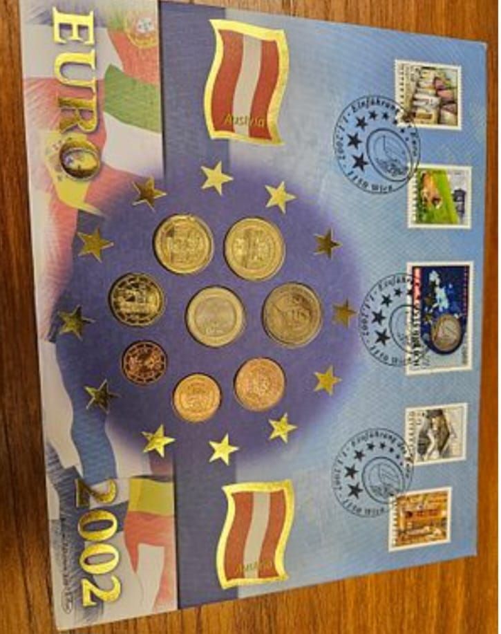 Lot 215 – AT 2002 Euro Philatelic-Numismatic Set, Multi-metal