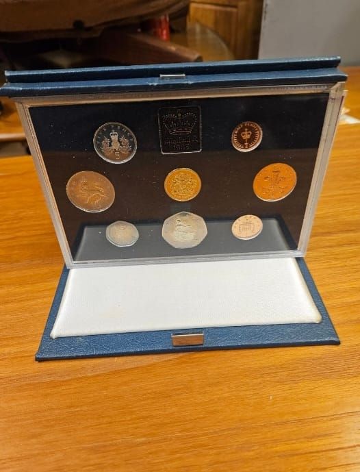 Lot 216 – UK 1985 Proof Coin Collection, Mixed Base Metals