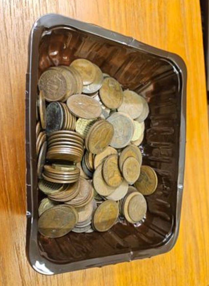 Lot 220 – A Collection of Mixed Base Metal Circulated Coins including UK and Commonwealth Pre-Decimal Pennies