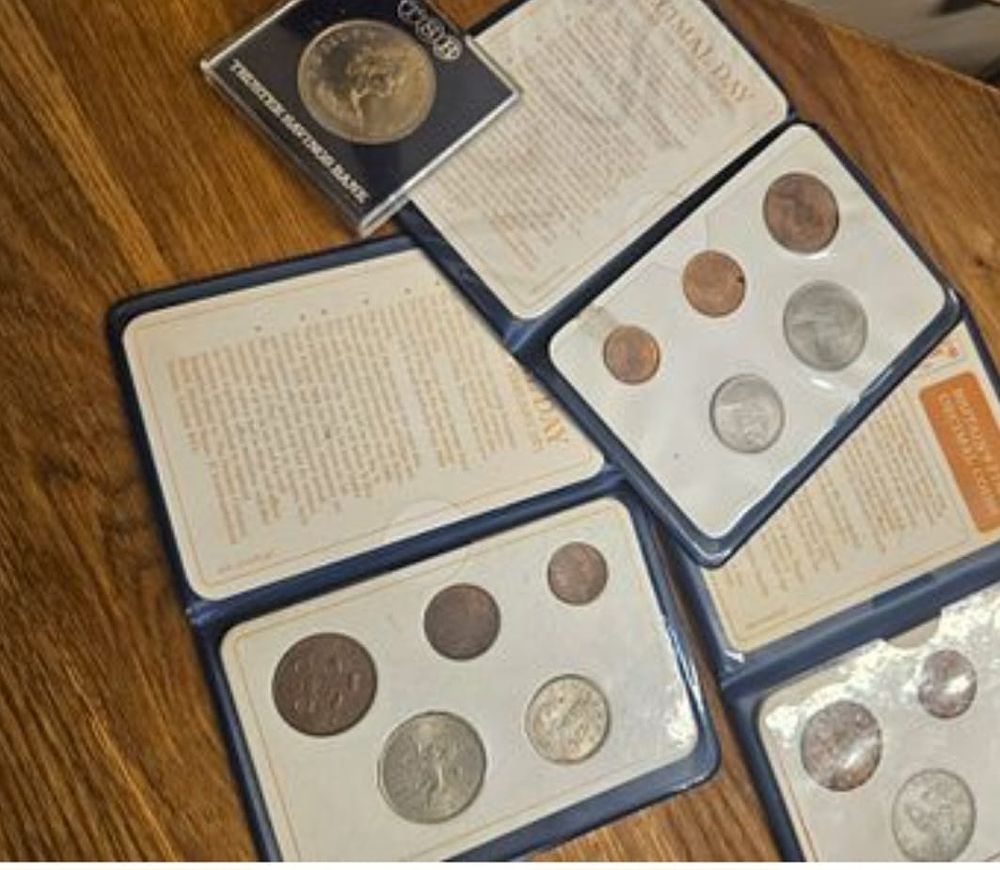 Lot 230 – UK 1968-1981 Decimal Coinage and Commemorative Crown, Base Metal