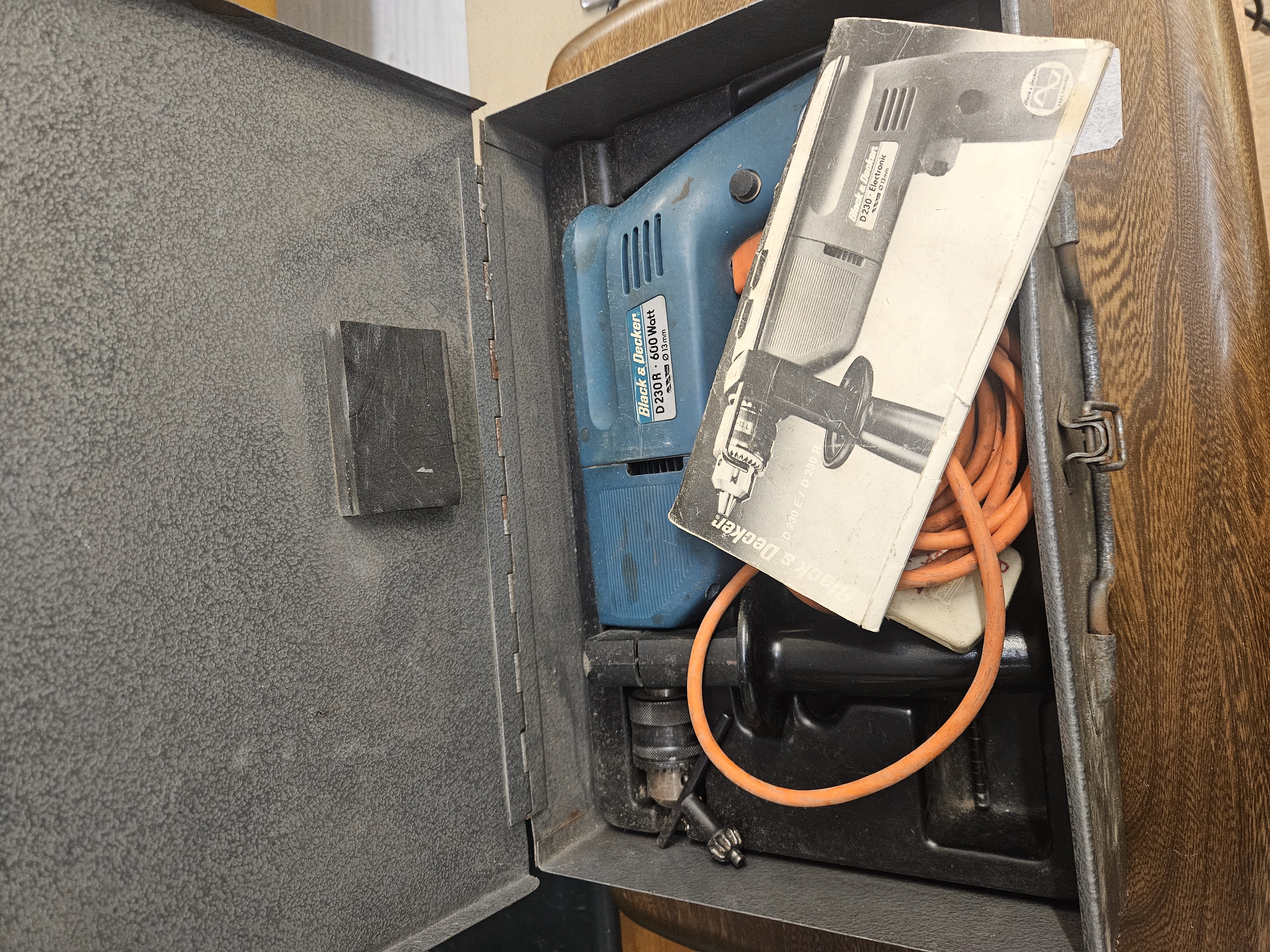 A Vintage Black and Decker D 230 R 600 Watt Corded Electric Hammer Drill with Metal Case