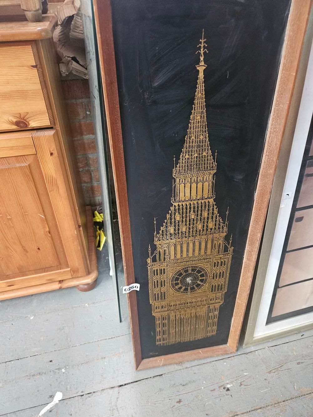 Lot 192 – Vintage Gold-Toned Architectural Wall Hanging Depicting Big Ben