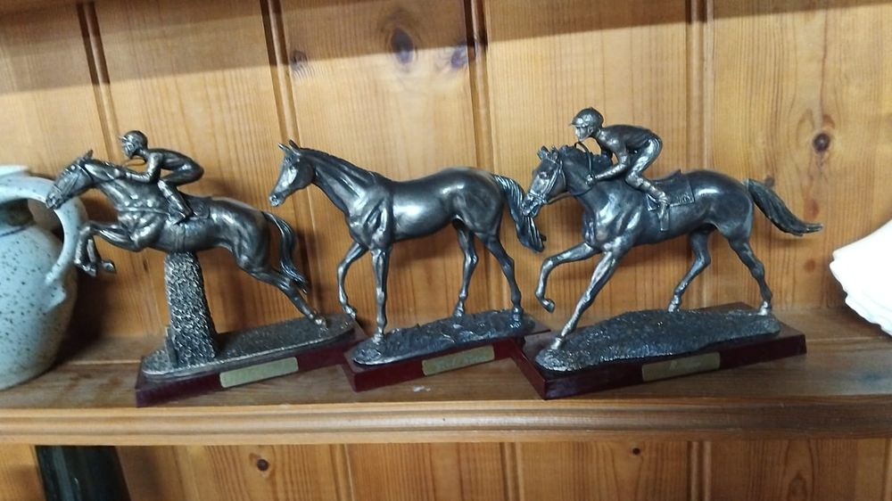 Lot 238 – A Trio of Silvered Cast Metal Horse Racing Sculptures on Wooden Bases