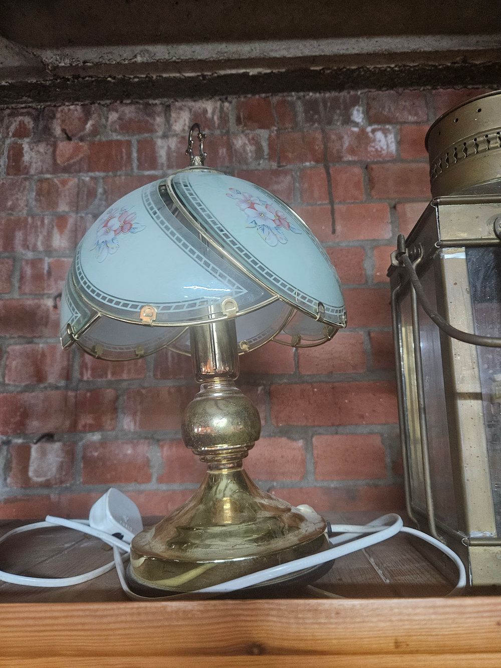 Lot 256 – A late 20th-century floral decorated brass-toned touch lamp