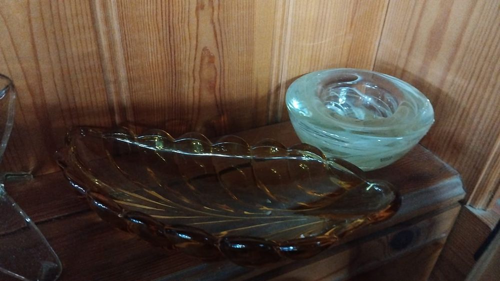 Lot 268 – Two pieces of mid-20th-century decorative glass