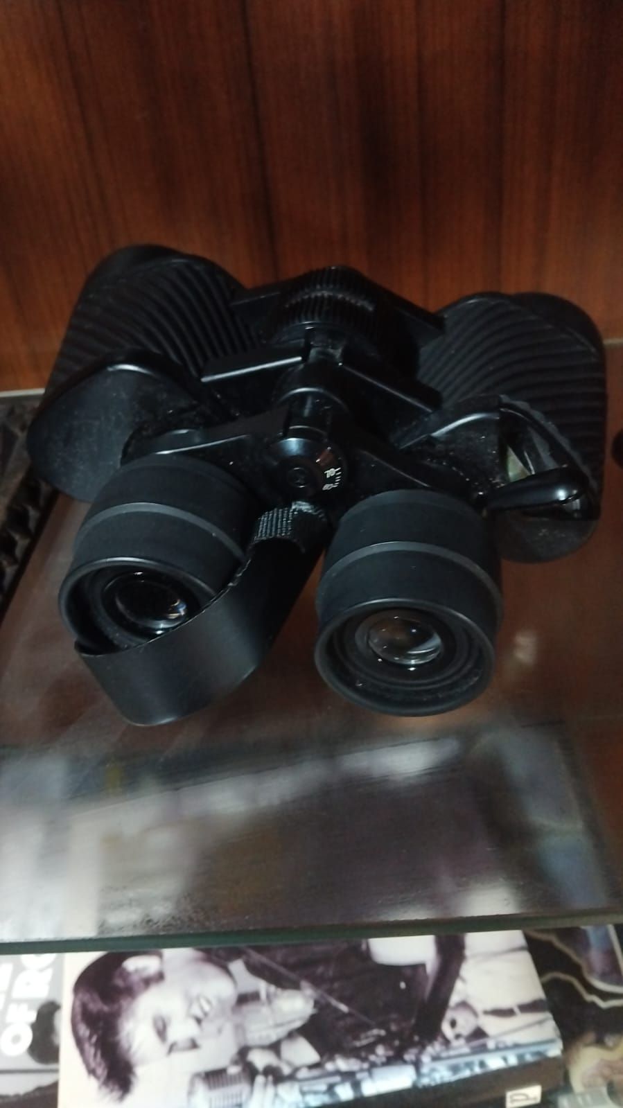 Lot 324 – A Pair of Modern Rubber-Armoured Porro Prism Binoculars