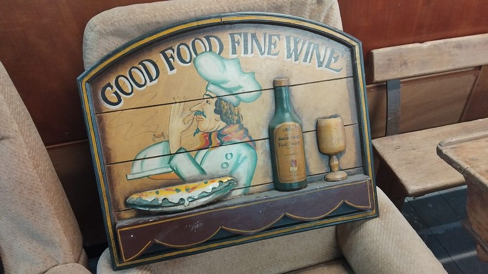 Lot 365 – Large Vintage-Style 3D Carved Wooden Wall Sign Good Food Fine Wine
