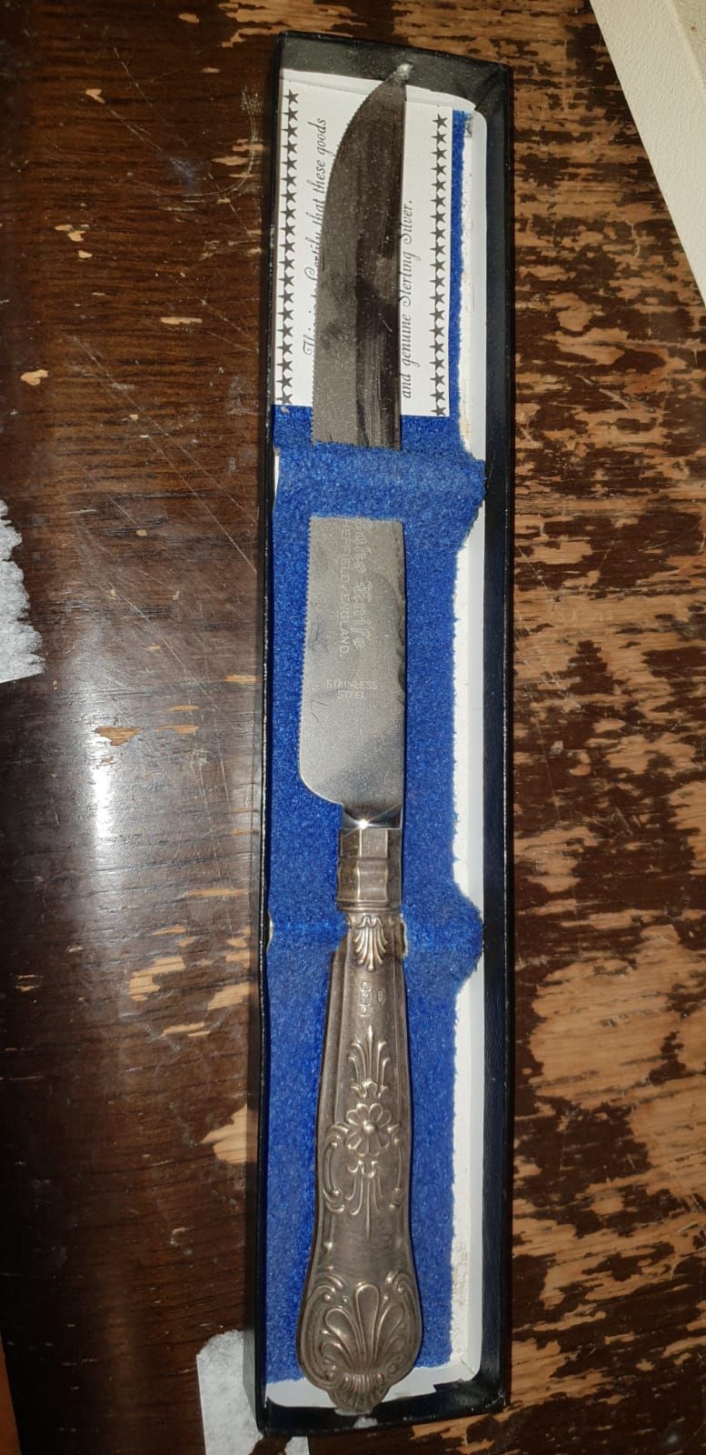 Lot 459 – A Vintage Sterling Silver-Handled Cake Knife, Sheffield