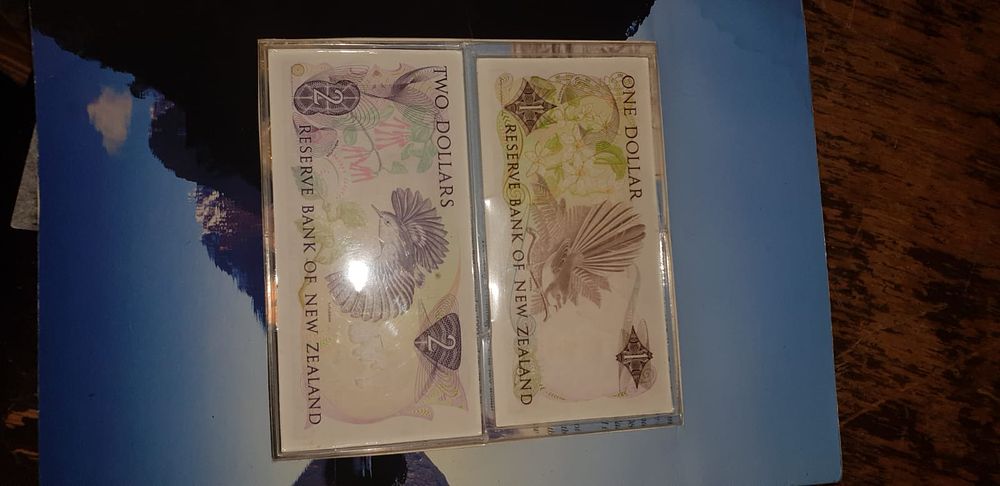 Lot 473 – A Collection of Currency within an Official Reserve Bank of NZ Coin and Note Pack