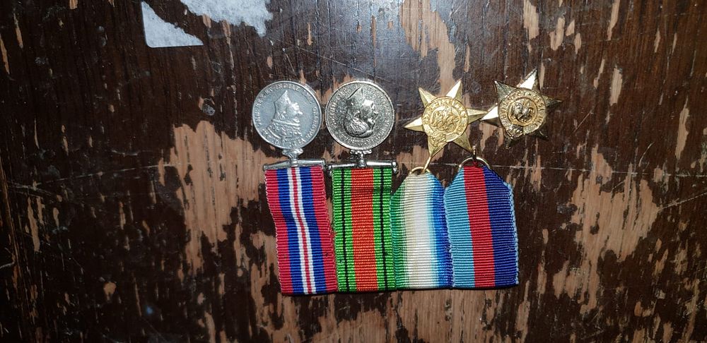Lot 492 – A Group of Four Second World War miniture Campaign Medals
