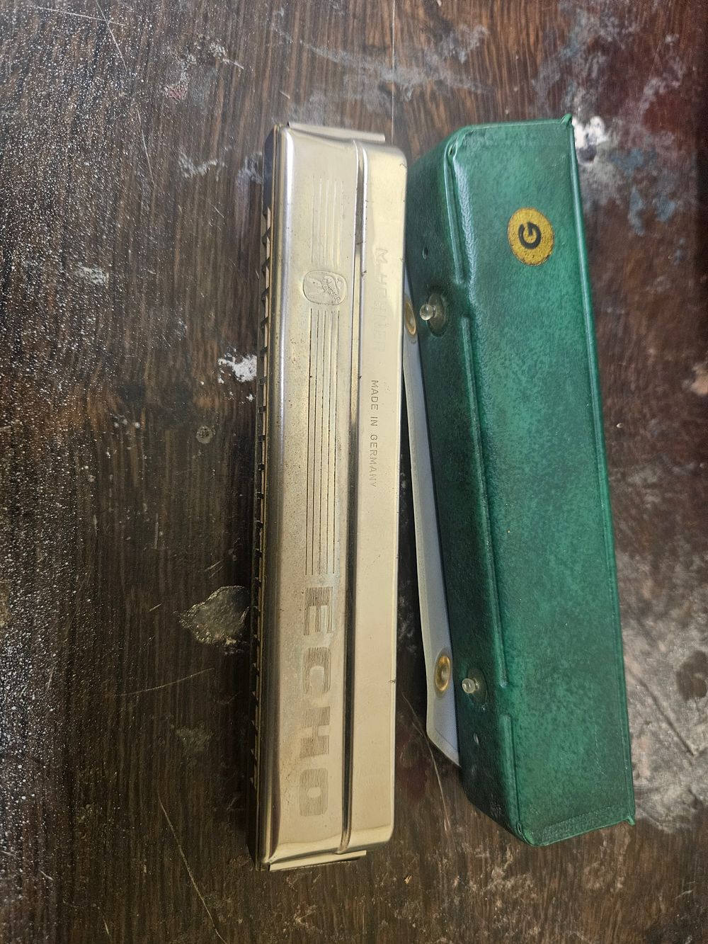 Lot 340 – A Vintage M. Hohner Echo Tremolo Harmonica in Key of G with Case