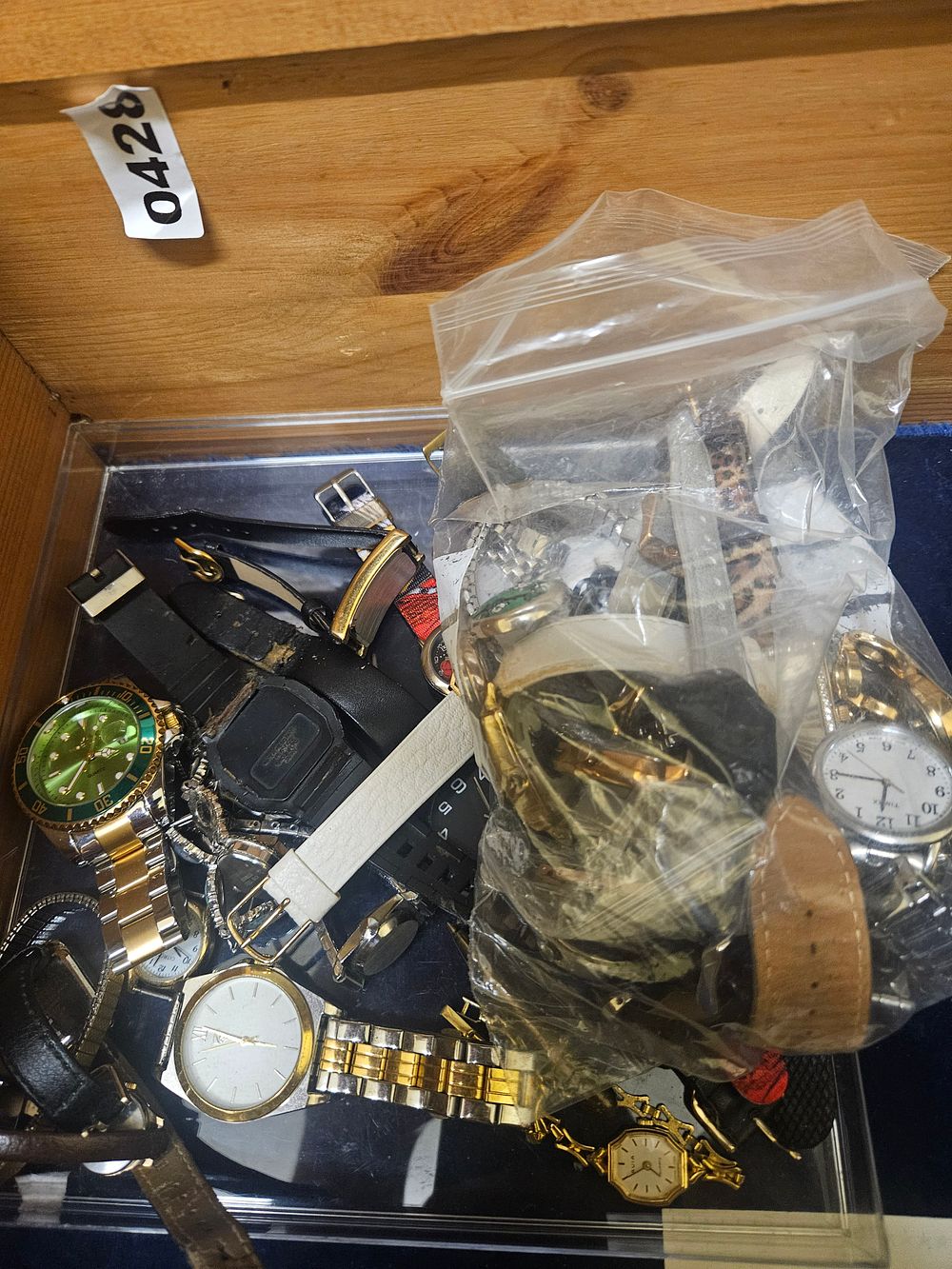 Lot 343 – A Collection of Assorted Modern Wristwatches