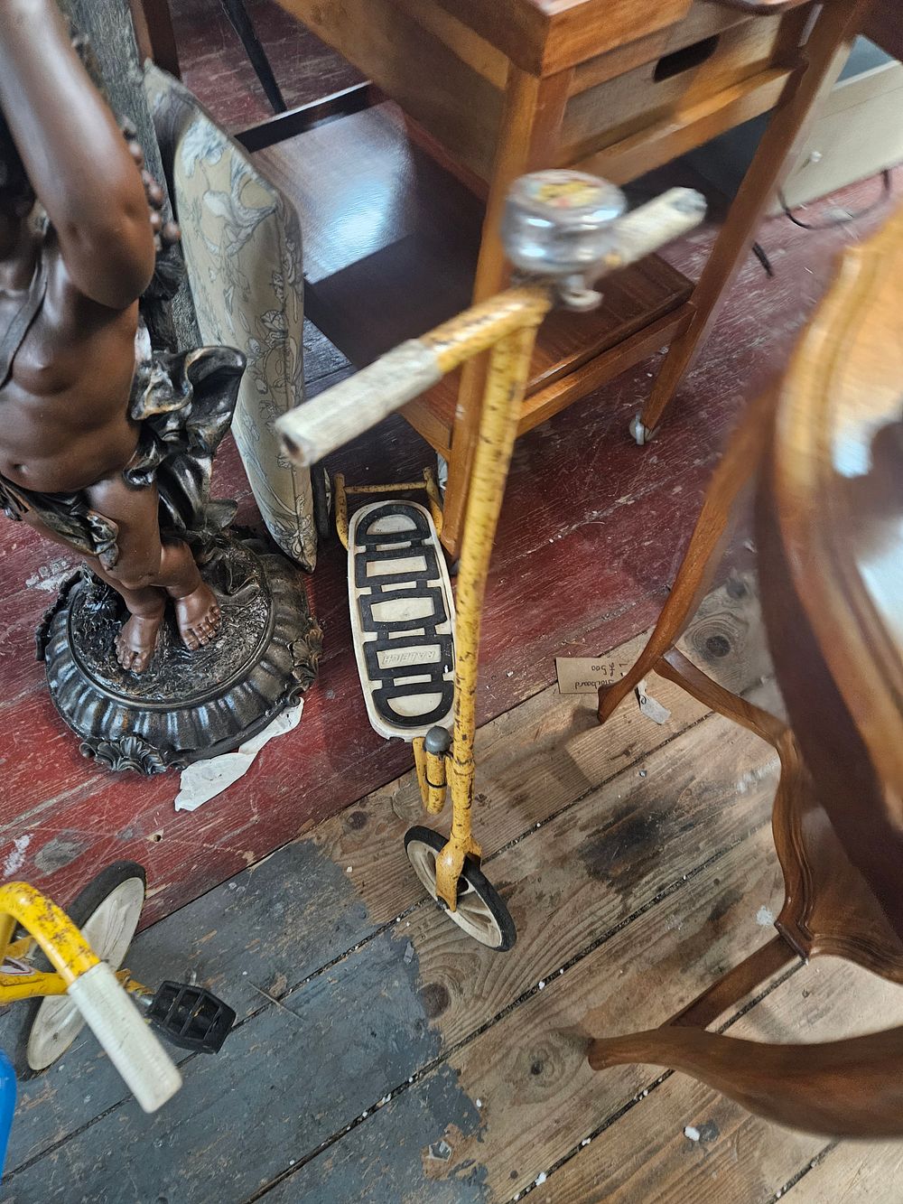 Lot 10b – Vintage scooter