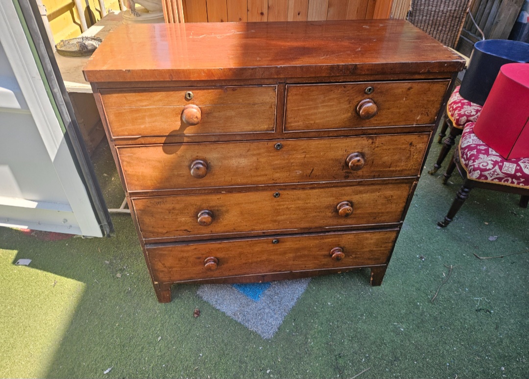 Victorian Mahogany Straight Front Chest of Drawers