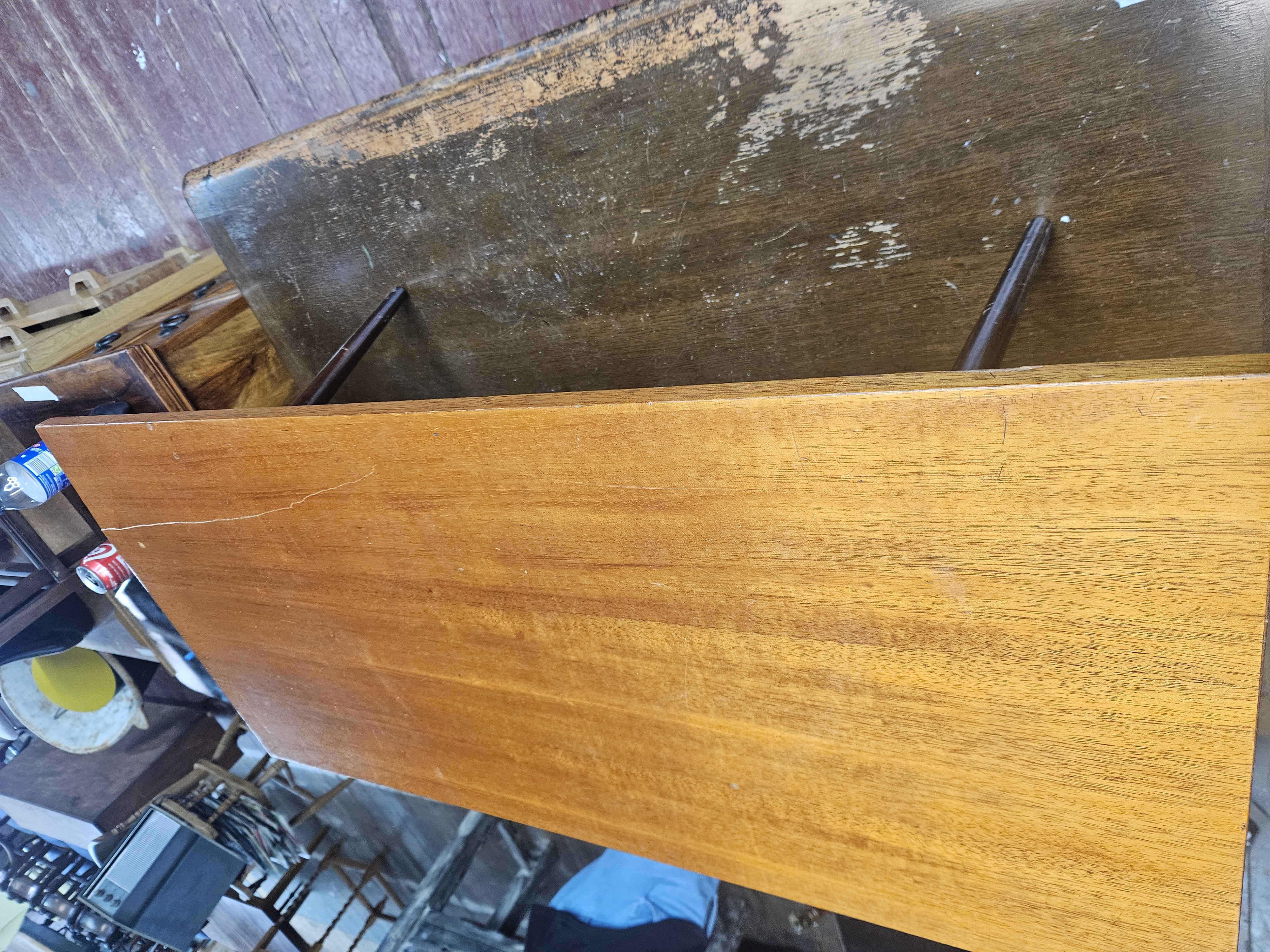 Mid-Century Modern Teak Coffee Table af