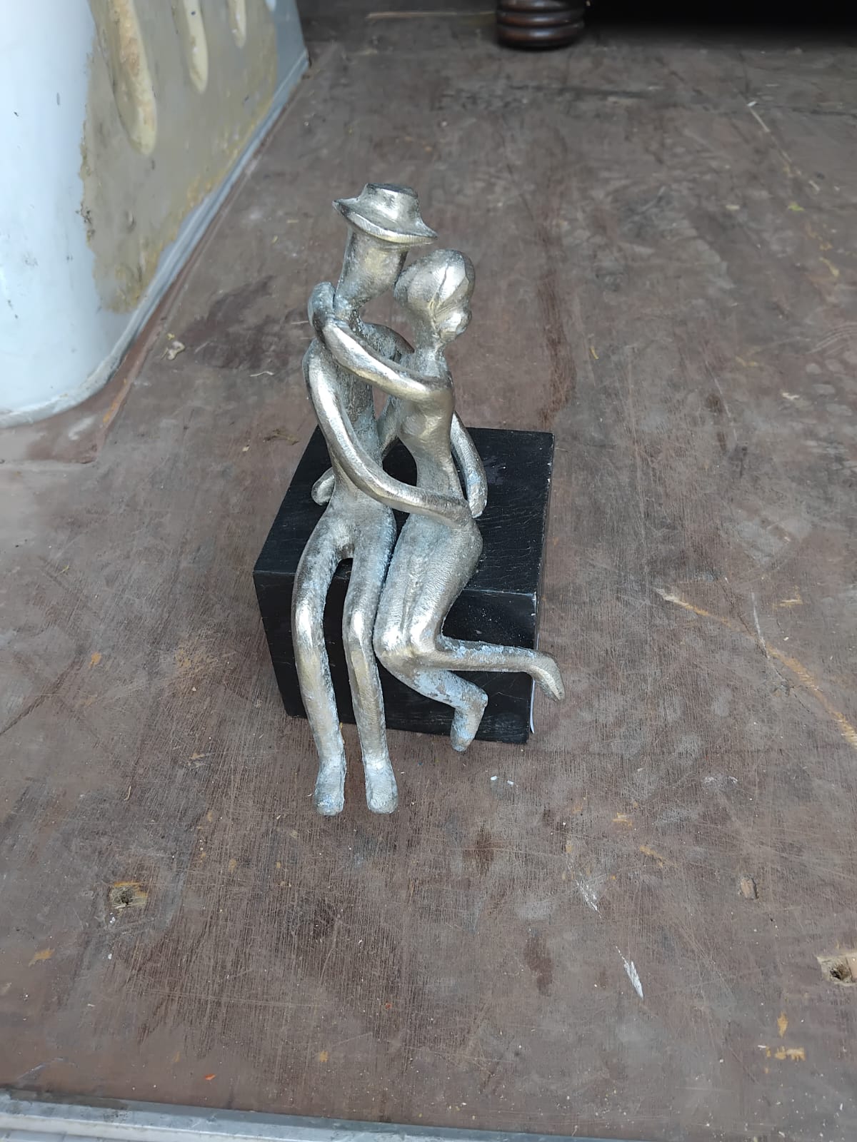 Sagebrook Home Silver Toned Aluminium Stylised Couple Sculpture