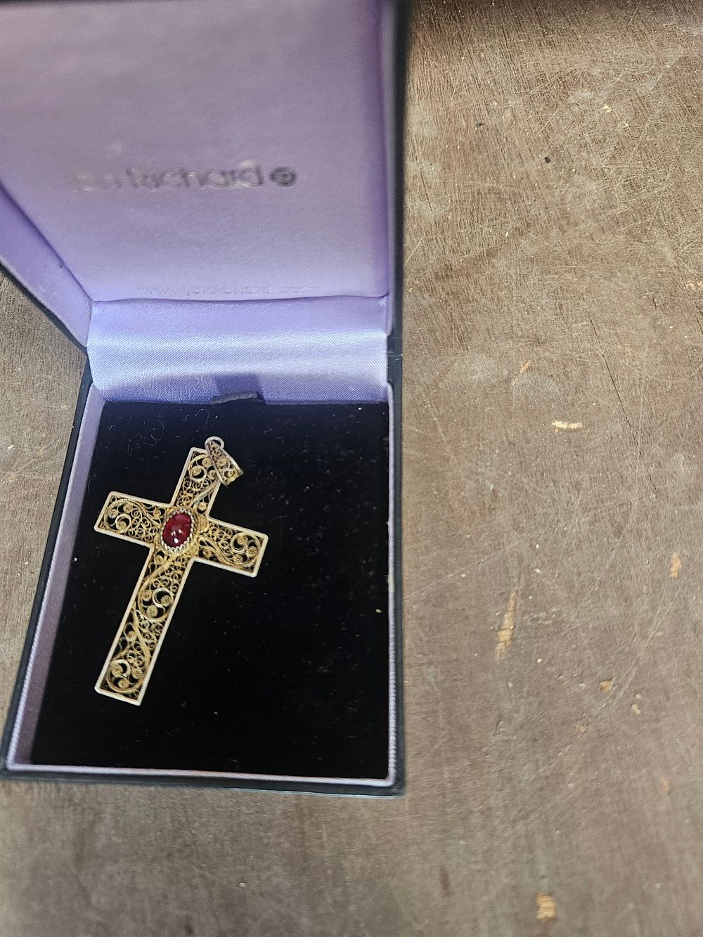 Lot 304c – A Fachada Portuguese Filigree Cross Pendant with Red Gemstone
