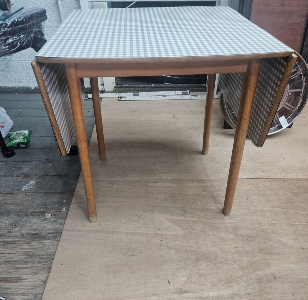 Kandya Mid Century Gingham Formica Drop Leaf Kitchen Table