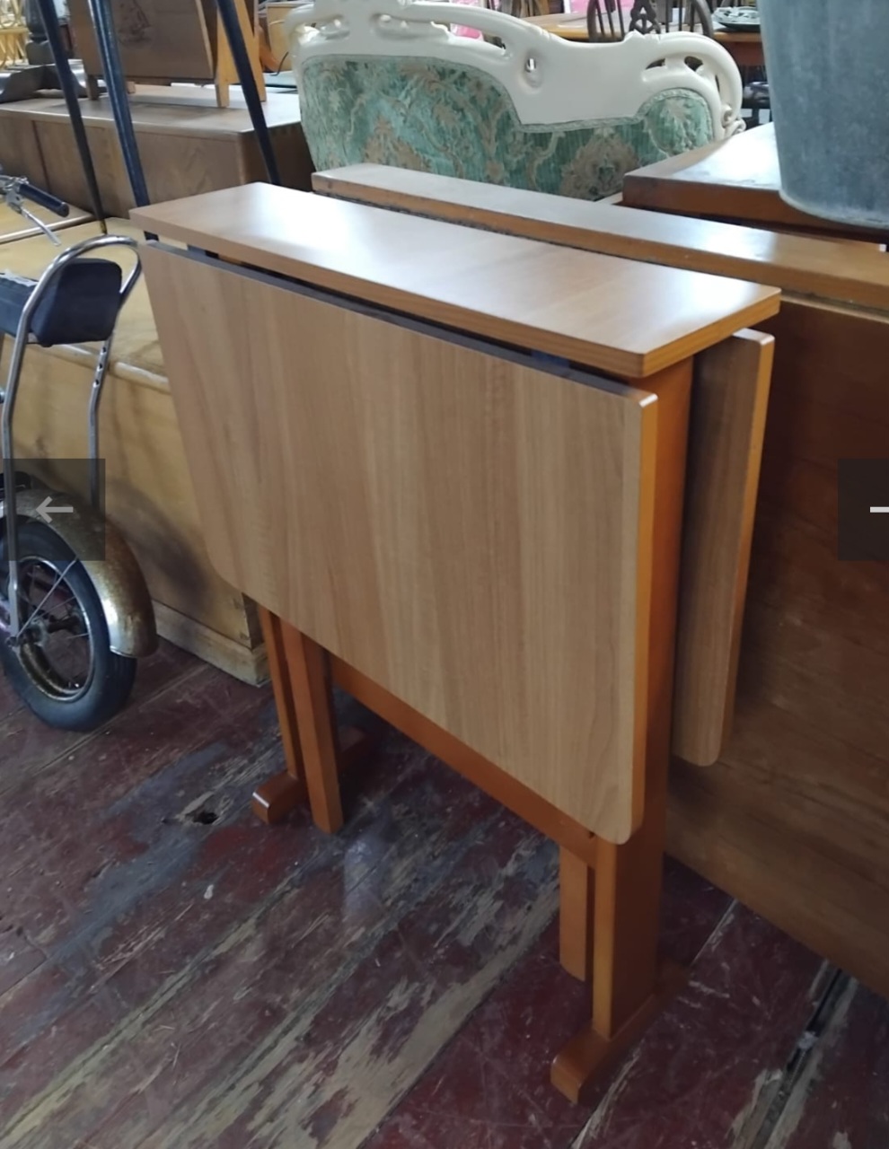 A Mid-Century Modern Style Drop-Leaf Gateleg Dining Table