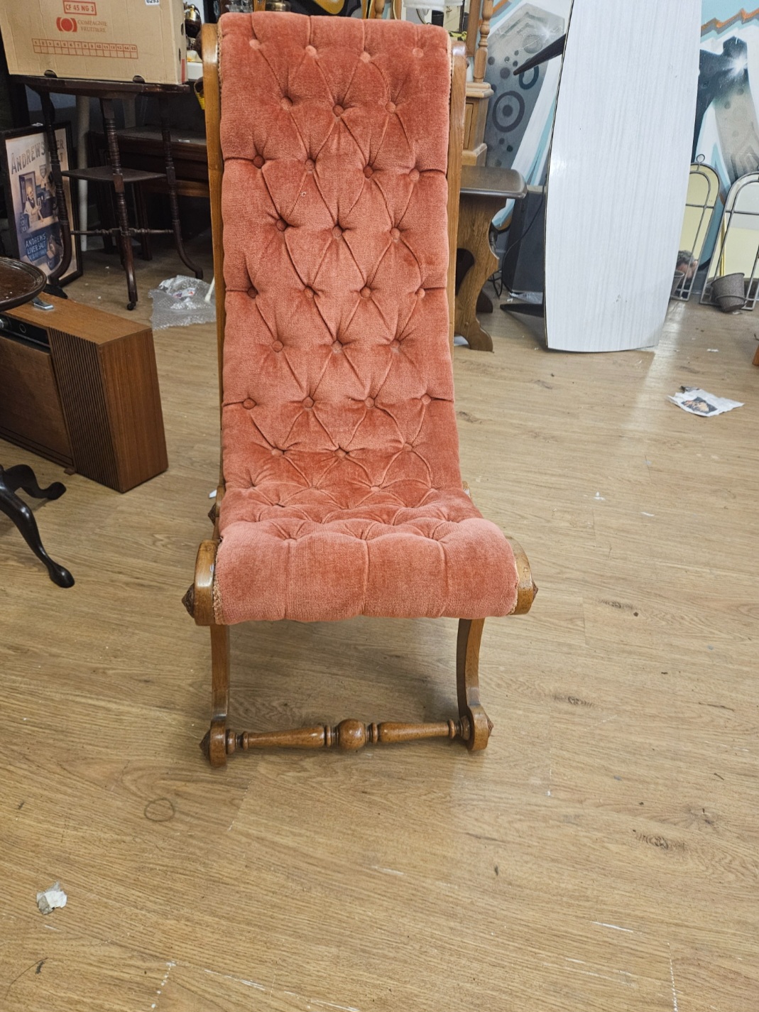Victorian Button-Tufted Velvet Nursing Chair