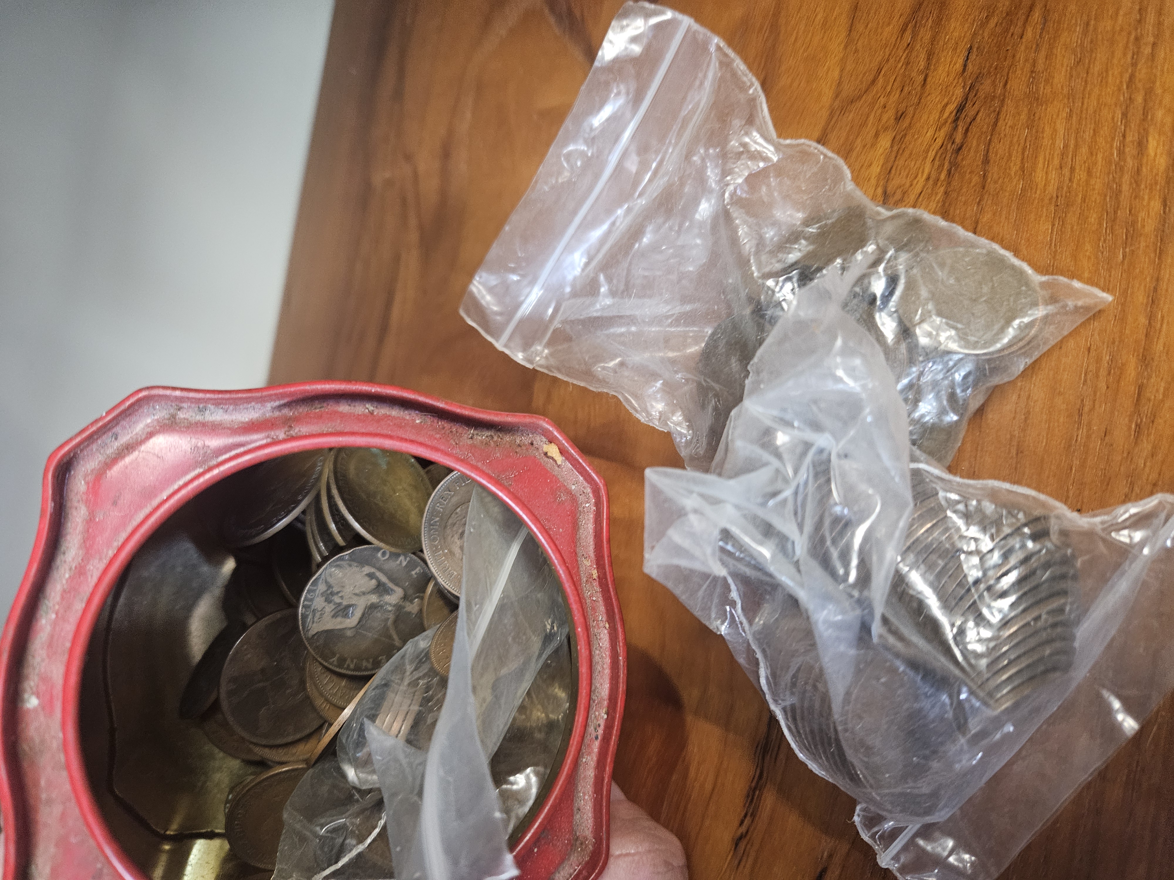 A Collection of UK and British Commonwealth Coins