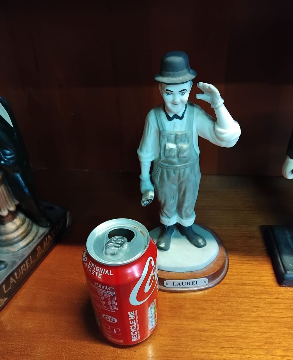 Lot 153 – The Celebrity Collection Stan Laurel Bisque Porcelain Figurine