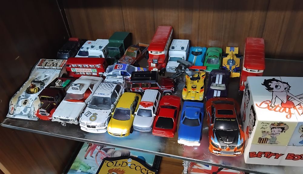 Lot 161 – An Assortment of Die-cast and Plastic Toy Vehicles
