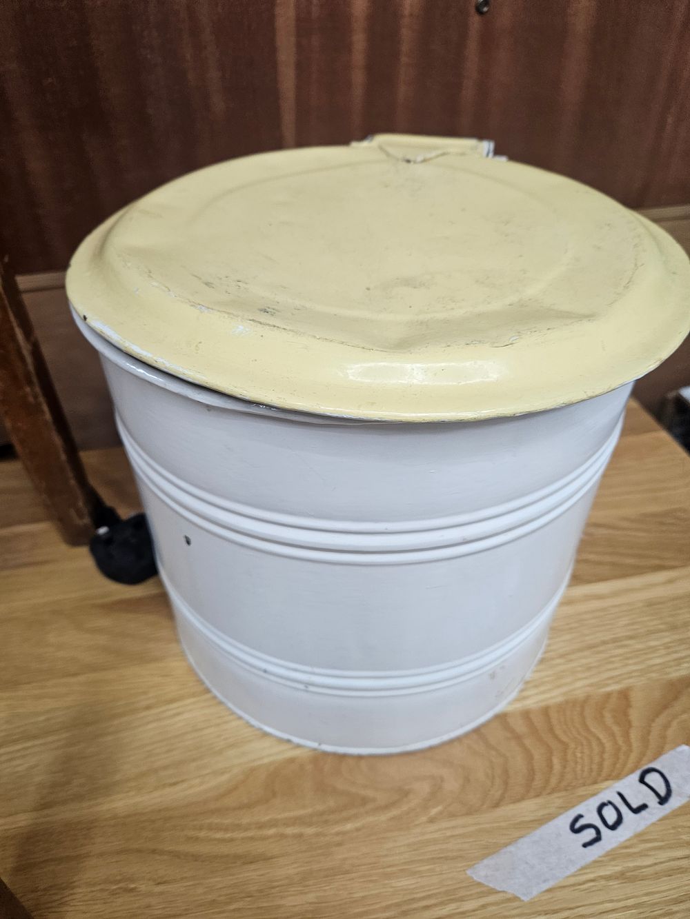 Lot 206 – A Mid-20th-Century Enamelled Metal Pedal Bin